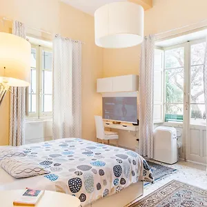  Maison d'hôtes Three